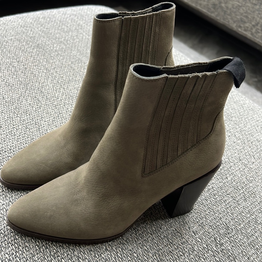 Rag & Bone booties (new)